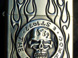 Benzinový zapalovač metalistů -The Great Trol e ST 1972.