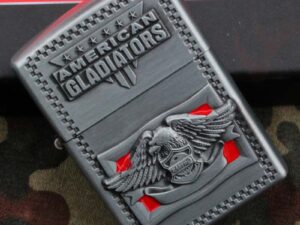 Benzinový zapalovač Moto American Gladiator Orlice Earth.