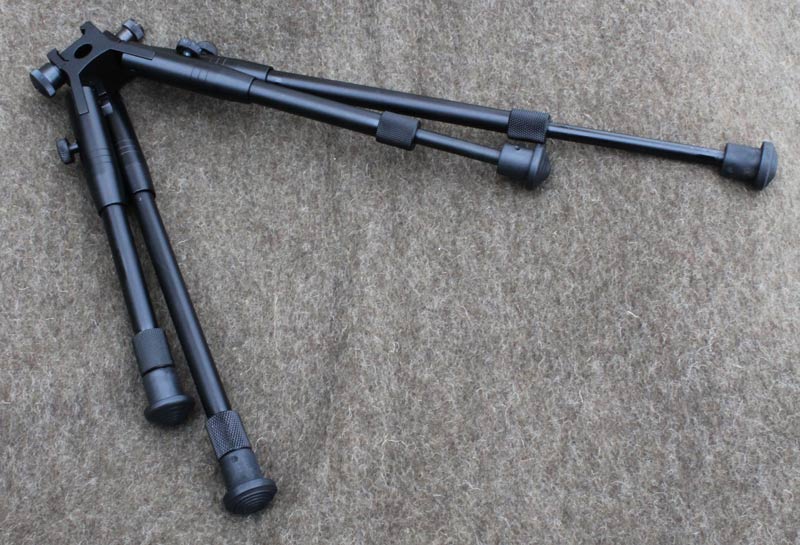 Taktická vyšší sklopná dvojnožka Bipod na R.I.S. 22mm. - Image 2