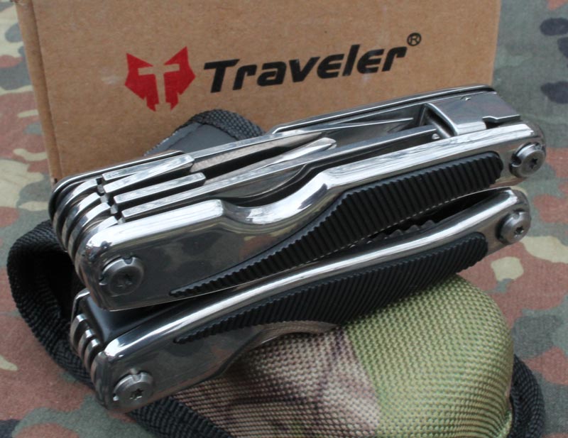 Švícarák Traveler© multinožík kleště s 8 nástavci. - Image 11