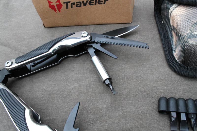 Švícarák Traveler© multinožík kleště s 8 nástavci 10ti bity. - Image 6