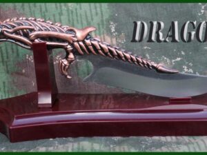 Dekorační nůž Dragon TK9987 23cm + držák na stůl.