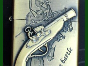 Benzinový zapalovač Gun Battle křesadlovka styl zippo.
