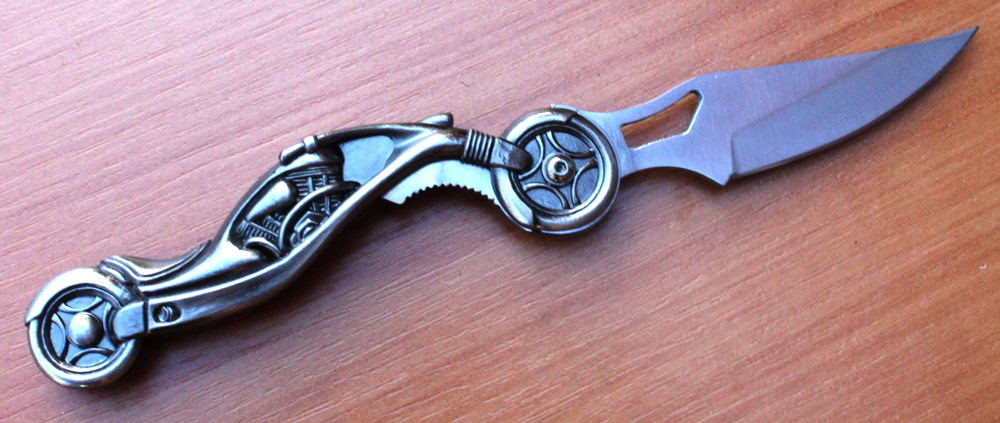 Kapesní zavírací nůž tvaru motocyklu rarita - Image 3