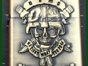 Benzinový zapalovač U.S. M.C styl zippo.
