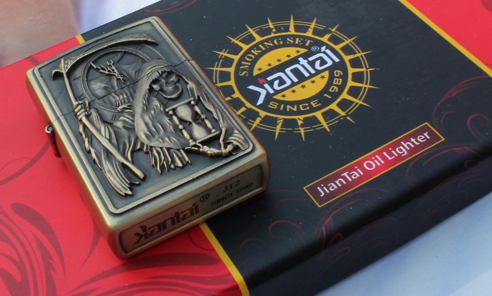 Benzinový zapalovač Smrtka s kosou styl zippo. - Image 5