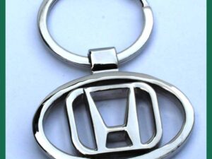 Oboustranná klíčenka, přívěsek na klíče HONDA.