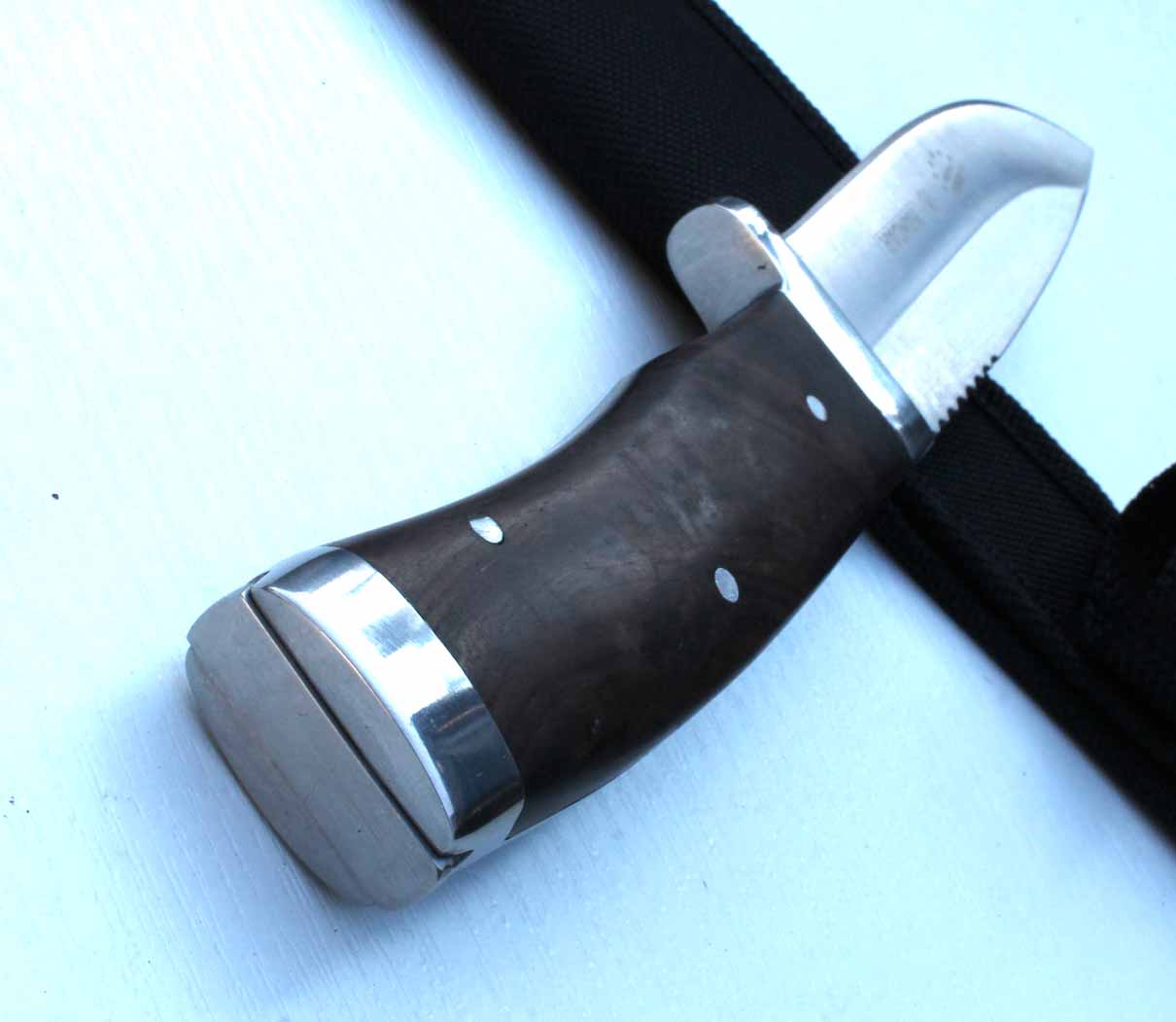Buschsraftový nůž Kandar s integrovaným magnesiovým škrtadlem. - Image 4