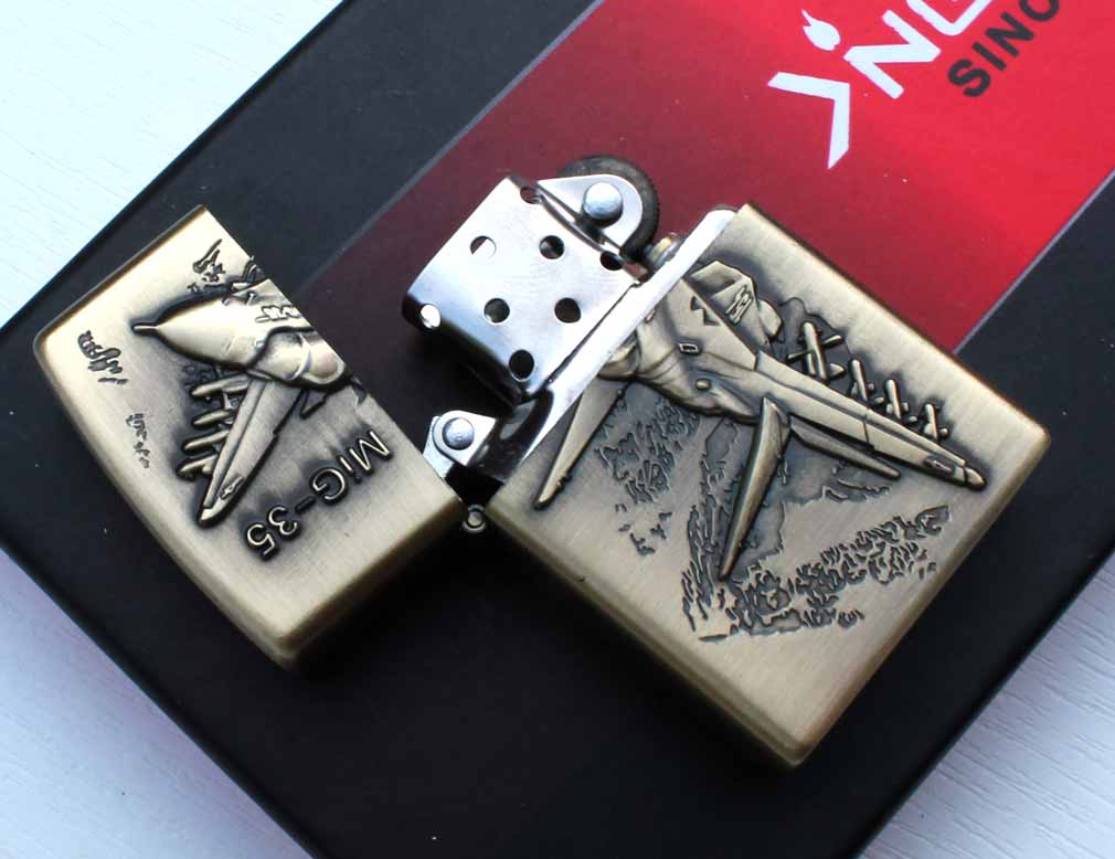 Benzinový zapalovač Stíhačka MIG 35 styl zippo. - Image 5