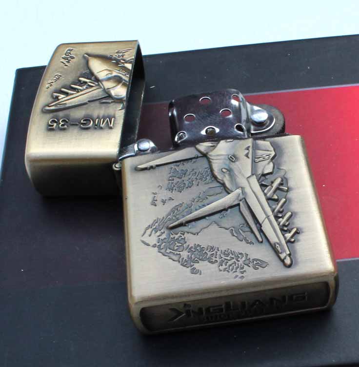 Benzinový zapalovač Stíhačka MIG 35 styl zippo. - Image 4
