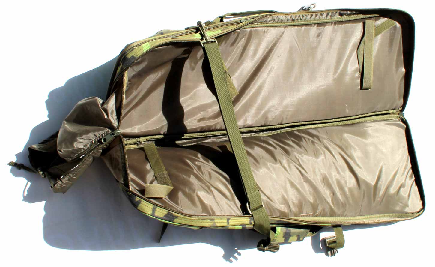 Pouzdro na zbraně zádové, do ruky, rameno, v maskáči vz.95 83x26cm. - Image 15