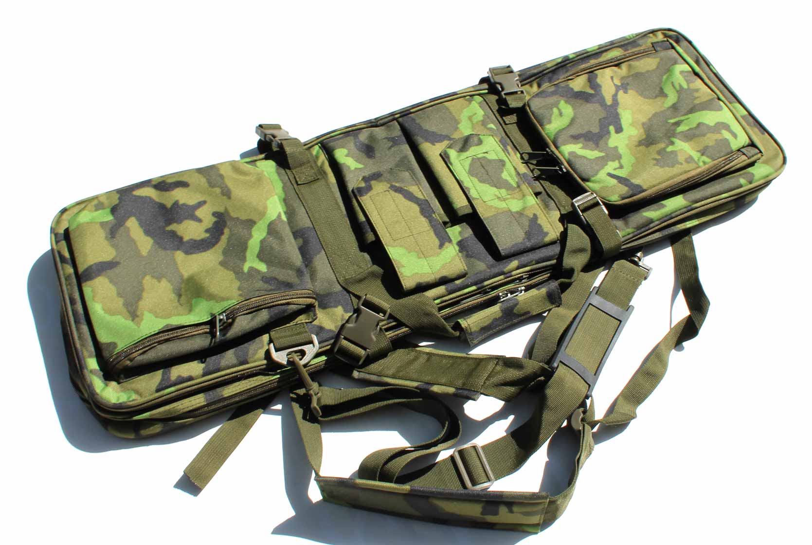 Pouzdro na zbraně zádové, do ruky, rameno, v maskáči vz.95 83x26cm. - Image 7