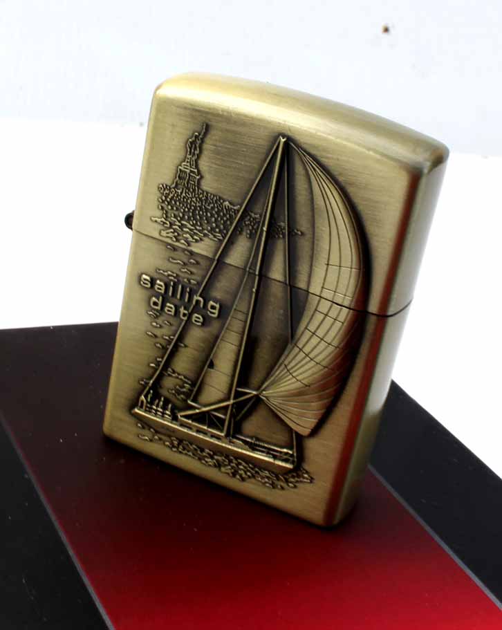 Benzinový zapalovač Historické lodě Sailing Date styl zippo. - Image 3