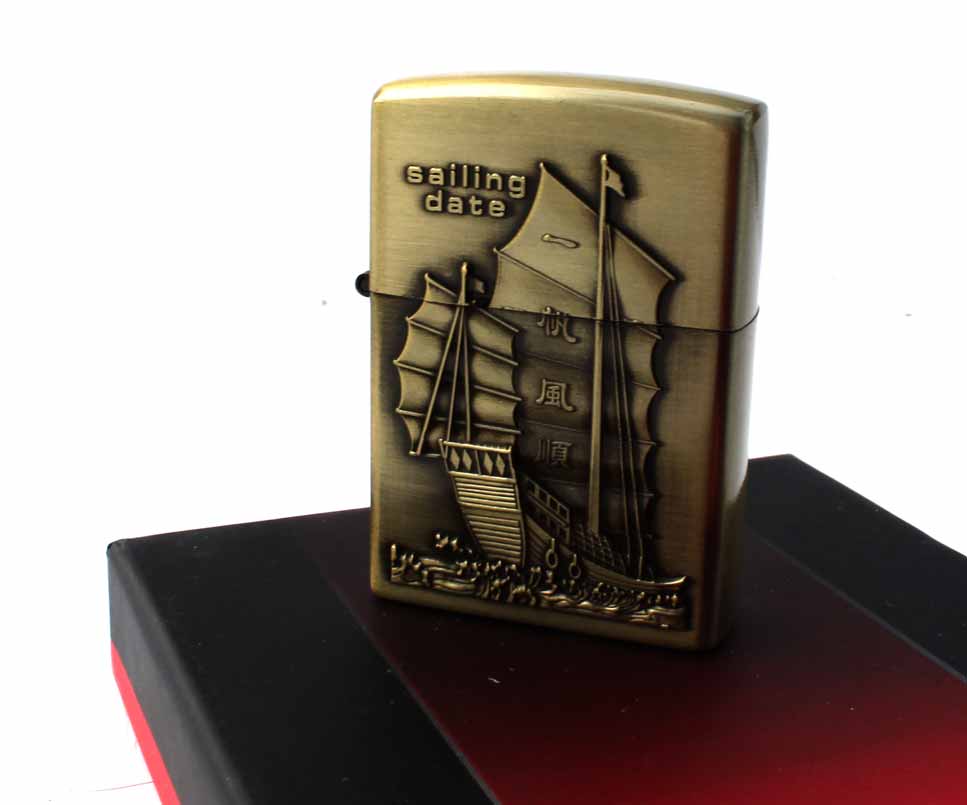 Benzinový zapalovač Historické lodě Sailing Date styl zippo. - Image 4