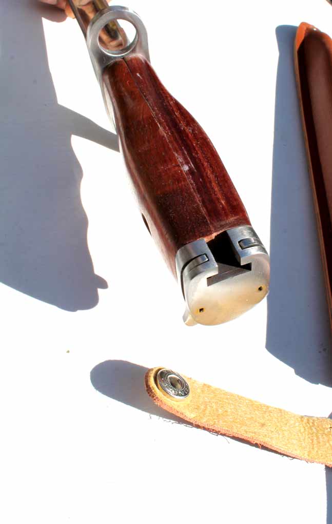 Rarita - tříbřitý bajonet, bodák 40cm. - Image 5